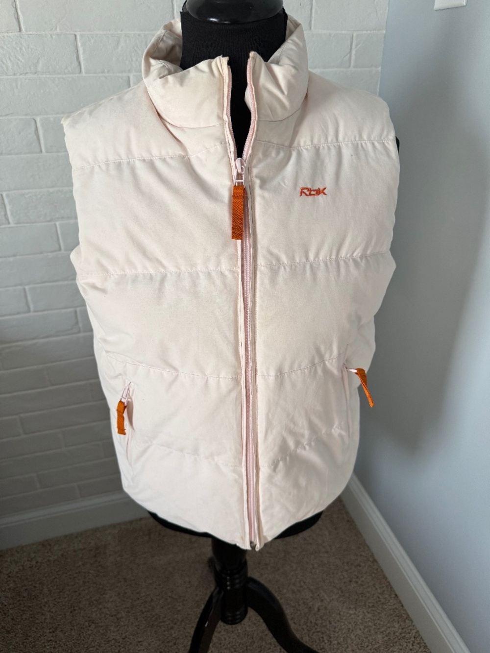 Reebok Puffer Vest Medium